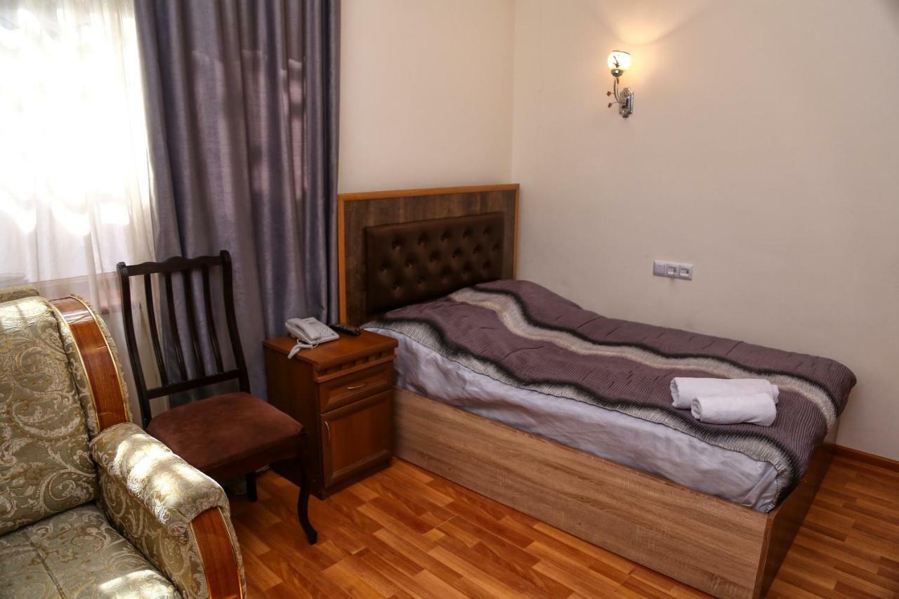 Lara Hotel Goris Exteriér fotografie