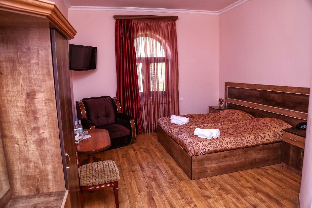 Lara Hotel Goris Exteriér fotografie